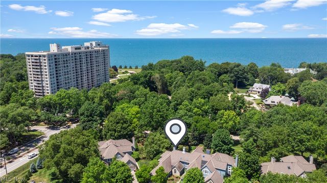26 Haskell Drive, Bratenahl, OH 44108