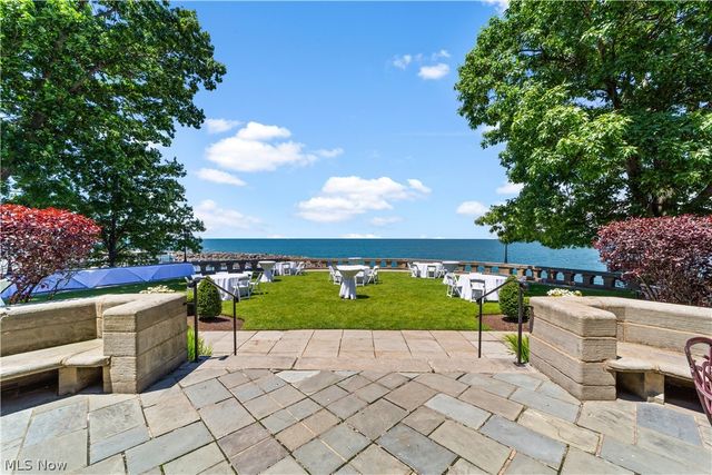 26 Haskell Drive, Bratenahl, OH 44108