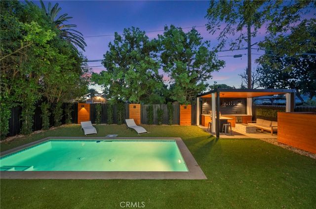 14328 Emelita Street, Sherman Oaks, CA 91401