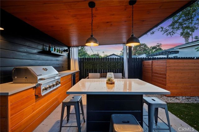 14328 Emelita Street, Sherman Oaks, CA 91401