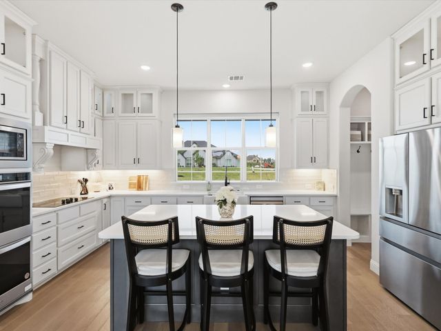 300 Waterview Drive, Gunter, TX 75058