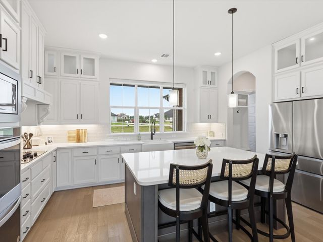 300 Waterview Drive, Gunter, TX 75058
