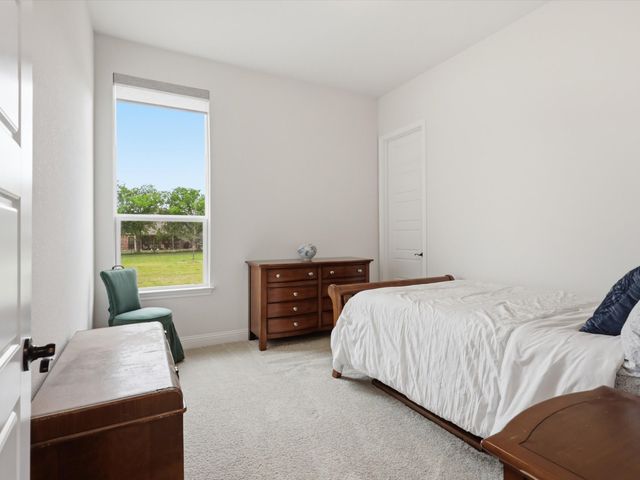 300 Waterview Drive, Gunter, TX 75058