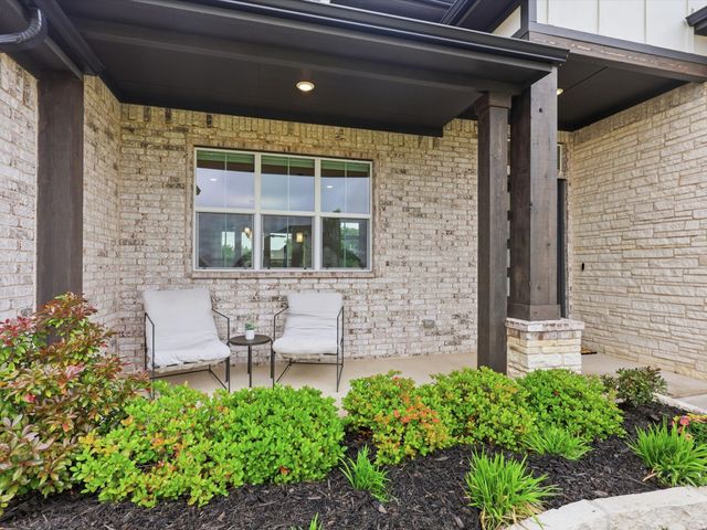 300 Waterview Drive, Gunter, TX 75058