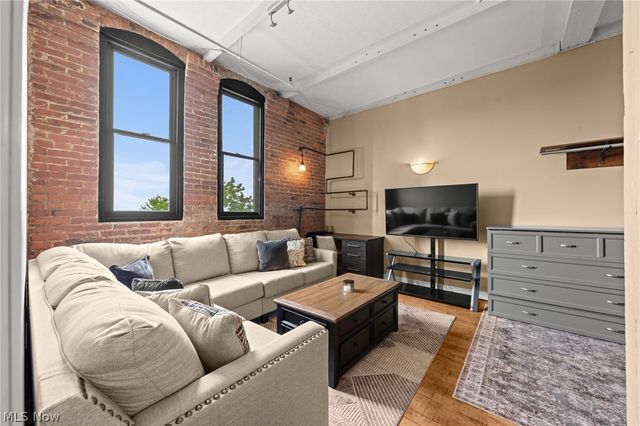 1133 W 9th Street 307, Cleveland, OH 44113