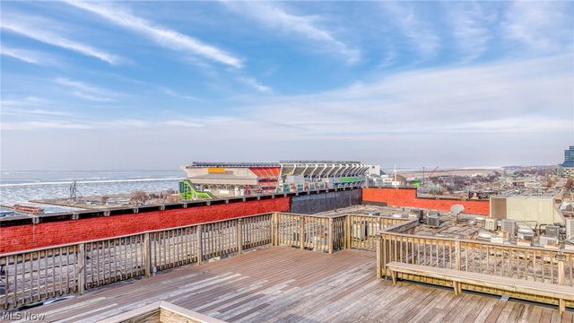 1133 W 9th Street 307, Cleveland, OH 44113