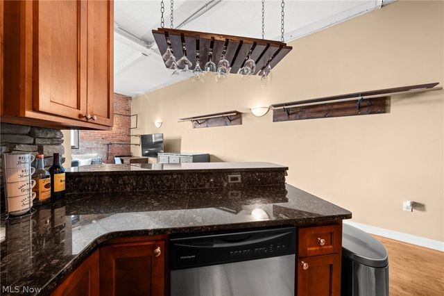 1133 W 9th Street 307, Cleveland, OH 44113