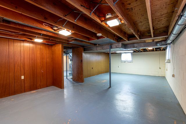 19332 1950 East Street, Princeton, IL 61356