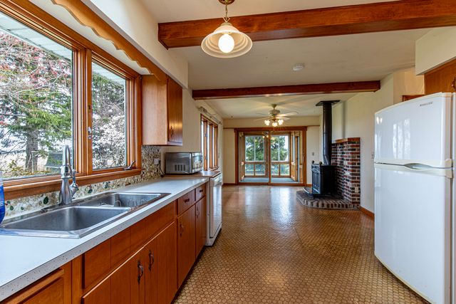 19332 1950 East Street, Princeton, IL 61356