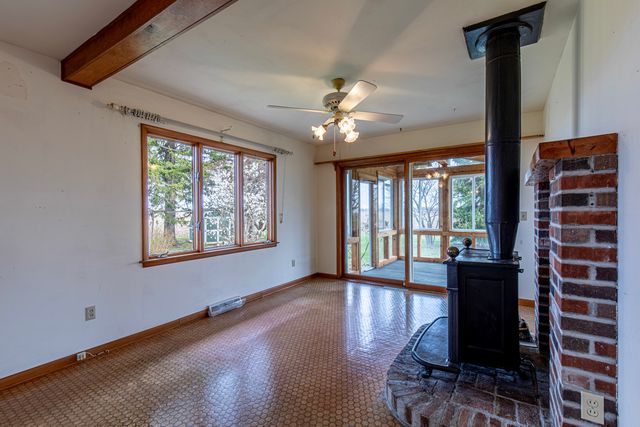 19332 1950 East Street, Princeton, IL 61356