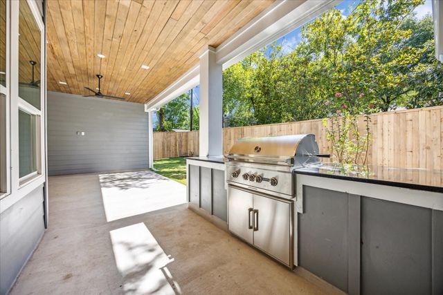 3001 Funston ST, Austin, TX 78703