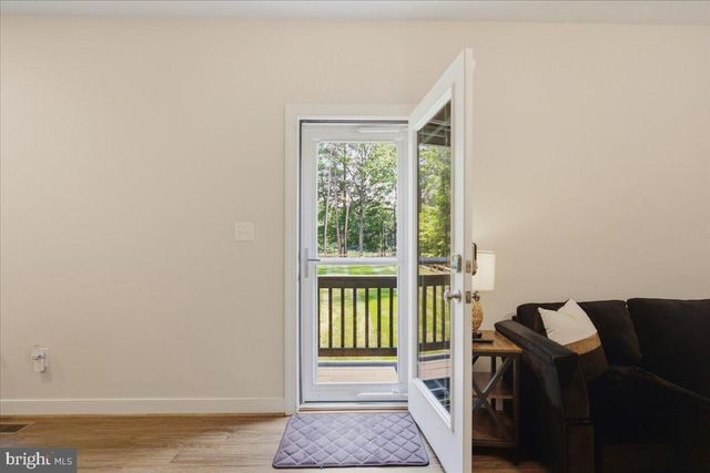 222 SEA CLIFF DR, Ruther Glen, VA 22546