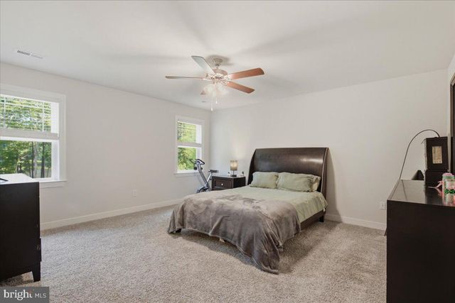 222 SEA CLIFF DR, Ruther Glen, VA 22546