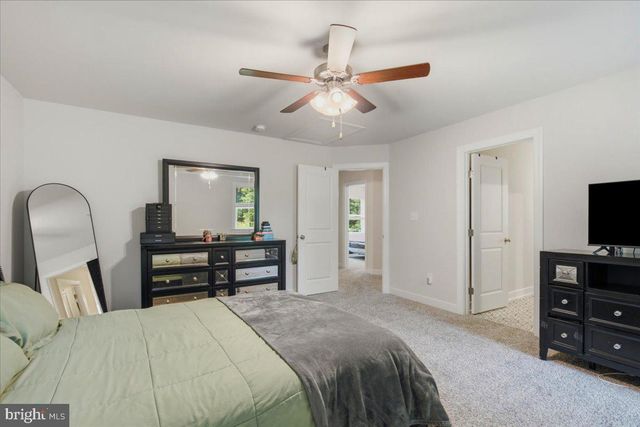 222 SEA CLIFF DR, Ruther Glen, VA 22546