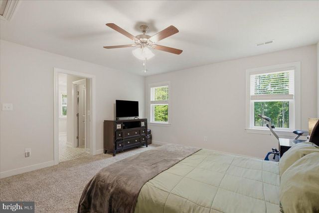 222 SEA CLIFF DR, Ruther Glen, VA 22546
