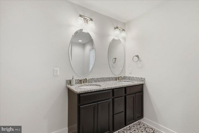222 SEA CLIFF DR, Ruther Glen, VA 22546