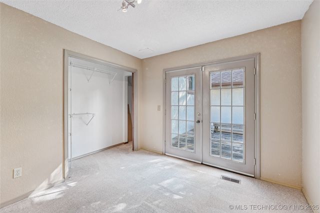 1517 S Nyssa Avenue, Broken Arrow, OK 74012