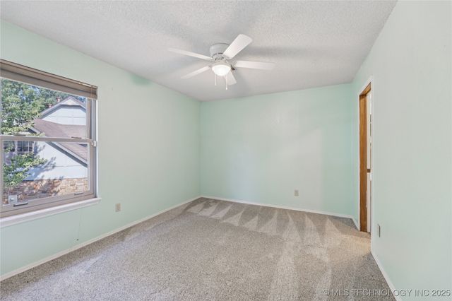 1517 S Nyssa Avenue, Broken Arrow, OK 74012