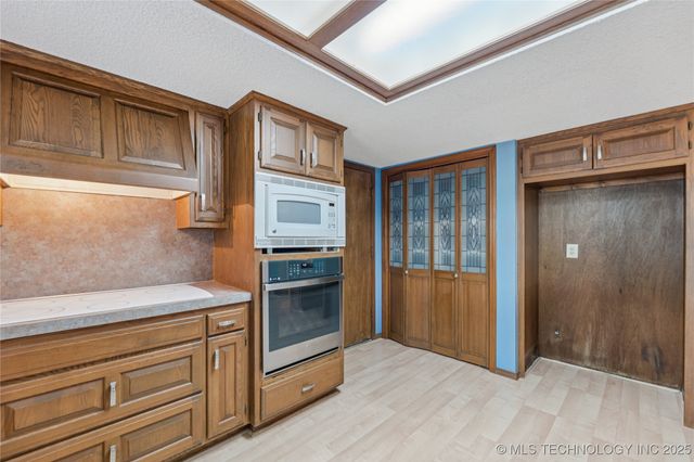 1517 S Nyssa Avenue, Broken Arrow, OK 74012