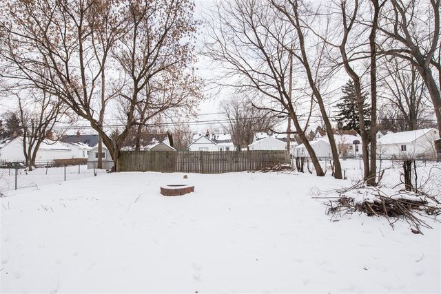 15100 Sunbury Street, Livonia, MI 48154