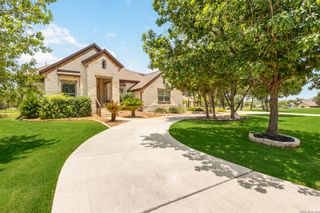814 HAVEN POINT LOOP, New Braunfels, TX 78132