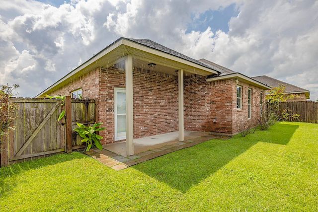 167 Laverne Dr, Thibodaux, LA 70301