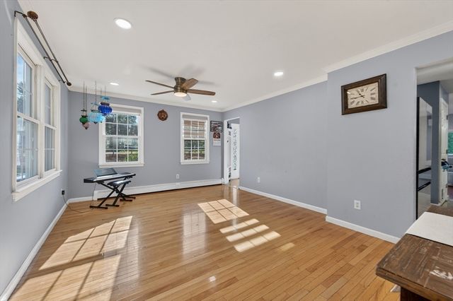 36 Shirley Rd, Shrewsbury, MA 01545