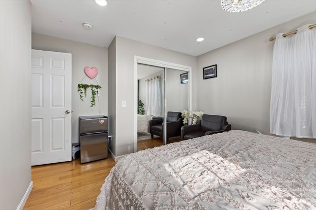 36 Shirley Rd, Shrewsbury, MA 01545