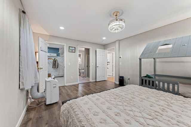 36 Shirley Rd, Shrewsbury, MA 01545
