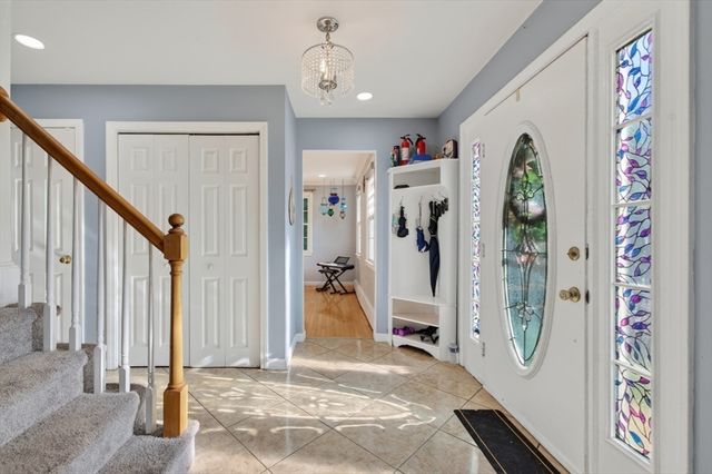 36 Shirley Rd, Shrewsbury, MA 01545