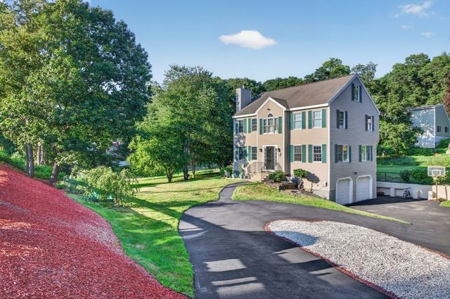 36 Shirley Rd, Shrewsbury, MA 01545