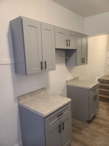 4426 N Saint Louis Avenue G, Chicago, IL 60625