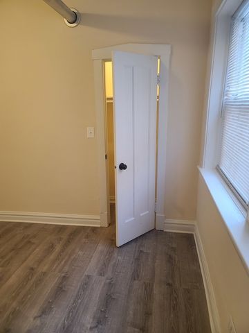 4426 N Saint Louis Avenue G, Chicago, IL 60625