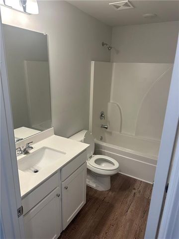 5344 Melbourne Lane, Flowery Branch, GA 30542
