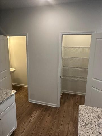 5344 Melbourne Lane, Flowery Branch, GA 30542