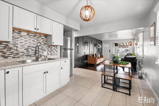 307 43rd Street Sw, City Of Wyoming, MI 49548