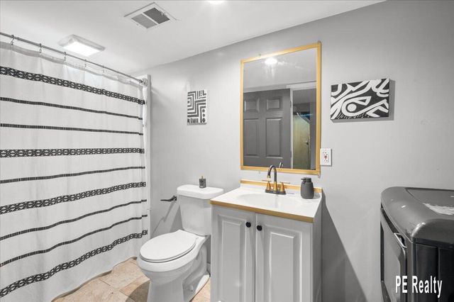 307 43rd Street Sw, City Of Wyoming, MI 49548