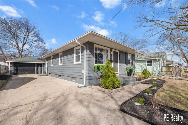 307 43rd Street Sw, City Of Wyoming, MI 49548