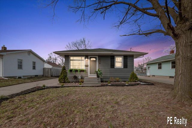 307 43rd Street Sw, City Of Wyoming, MI 49548