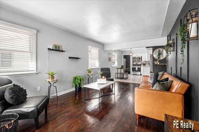 307 43rd Street Sw, City Of Wyoming, MI 49548