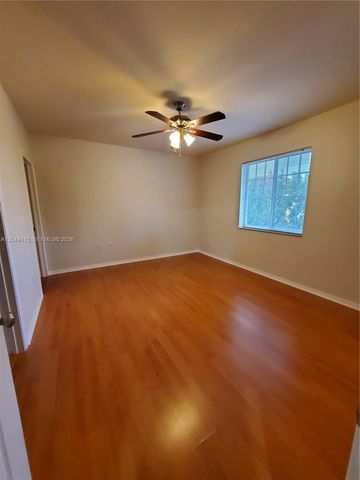 6458 Emerald Dunes 304, West Palm Beach, FL 33411
