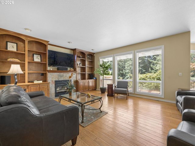 17006 S TRAIL RIDGE Rd, Oregon City, OR 97045