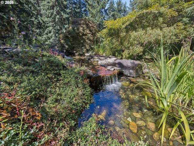 17006 S TRAIL RIDGE Rd, Oregon City, OR 97045