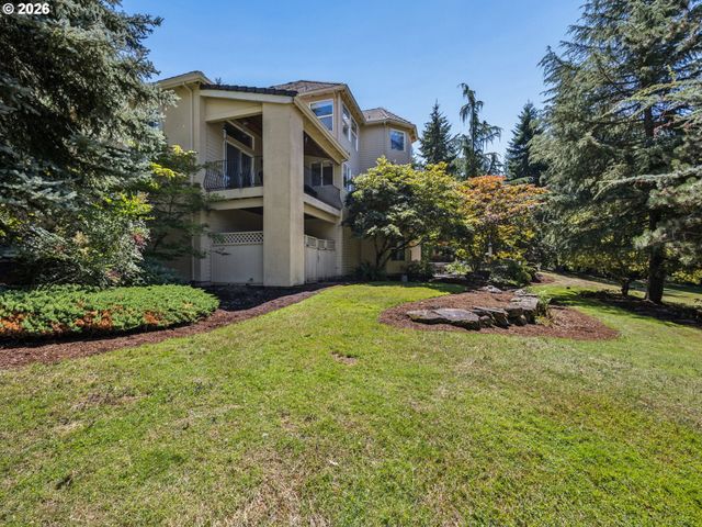17006 S TRAIL RIDGE Rd, Oregon City, OR 97045