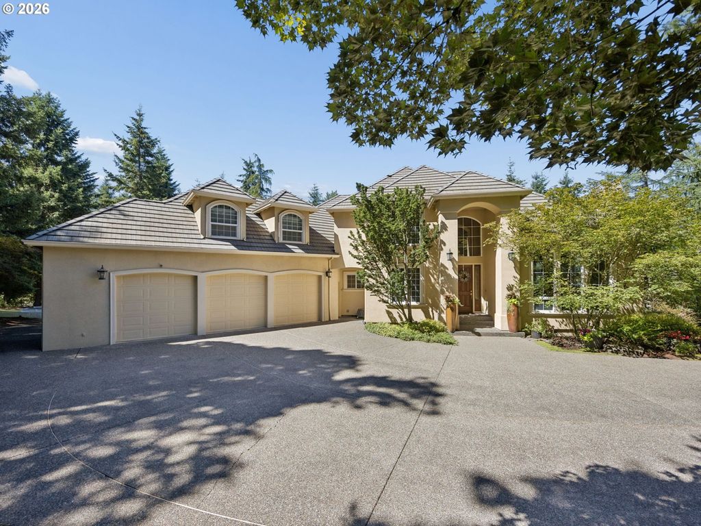 17006 S TRAIL RIDGE Rd, Oregon City, OR 97045