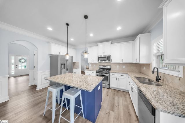 28 Ashby Grove Drive, Simpsonville, SC 29681