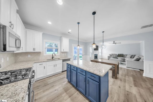 28 Ashby Grove Drive, Simpsonville, SC 29681