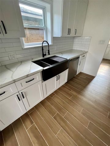 302 Moody Street, Houston, TX 77009