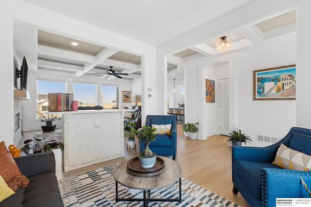 12626 Carpenter Street, Papillion, NE 68138