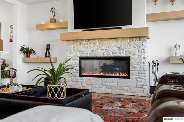 12626 Carpenter Street, Papillion, NE 68138